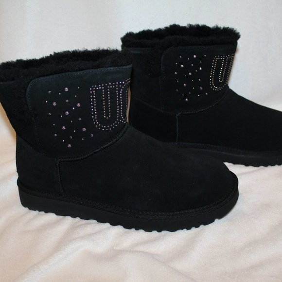 UGG WOMEN'S MINI GEM STUDDED LOGO SUEDE SHEARLING ANKLE BOOTS BLACK - Picture 3 of 8